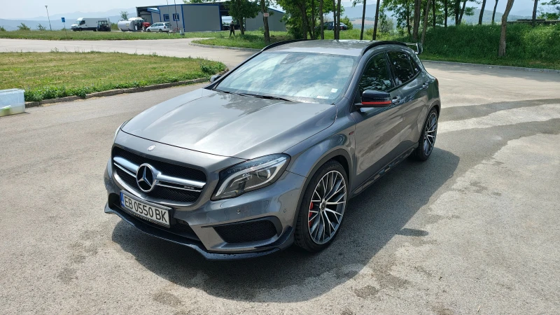 Mercedes-Benz GLA 45 AMG Renntech GLA 50RS
