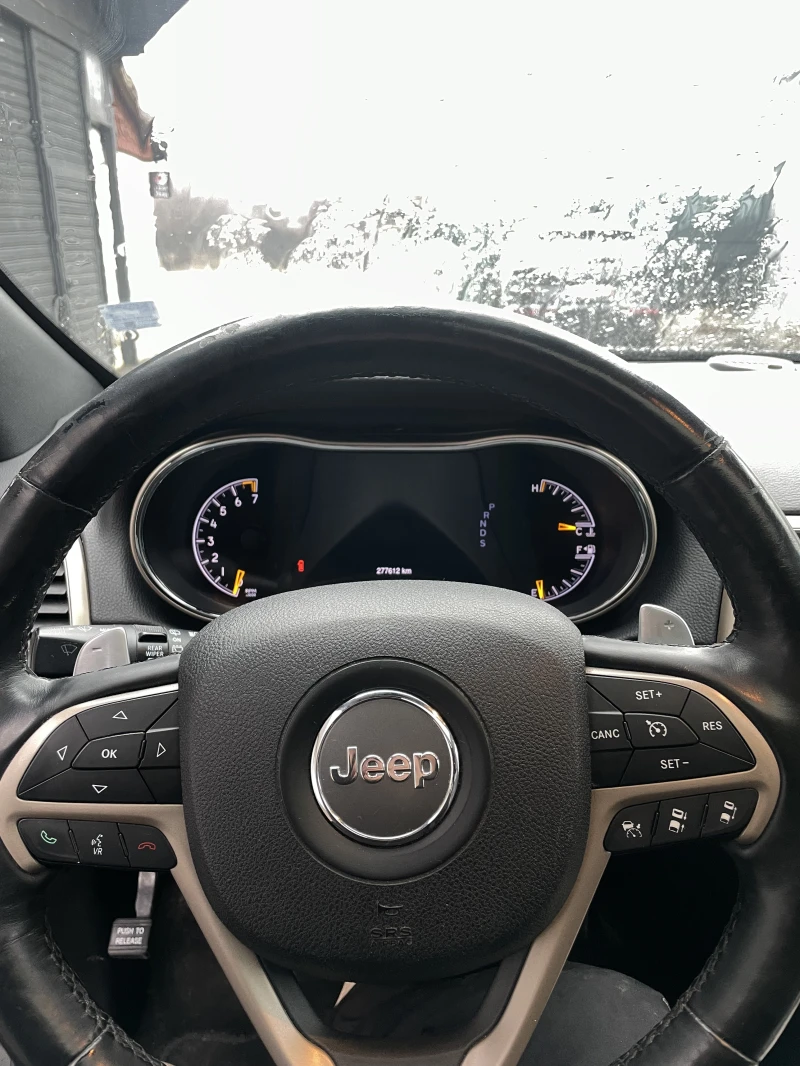 Jeep Grand cherokee WK2, снимка 12 - Автомобили и джипове - 53054313