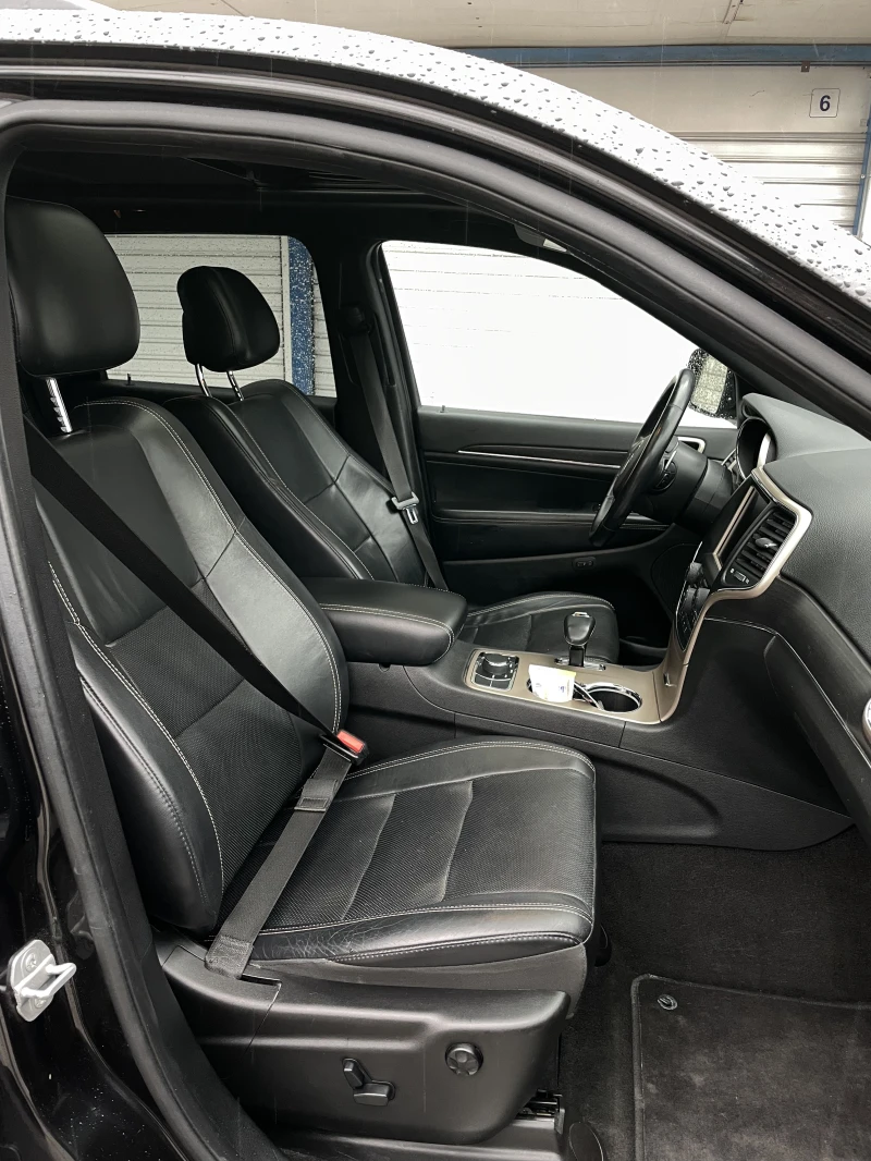 Jeep Grand cherokee WK2, снимка 9 - Автомобили и джипове - 53054313