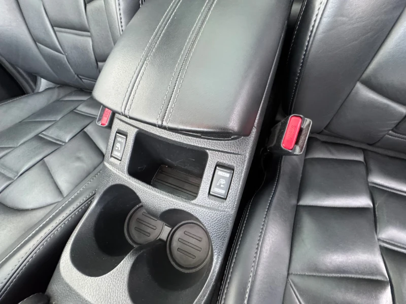 Nissan Qashqai 1.5 DCI, снимка 17 - Автомобили и джипове - 53126386