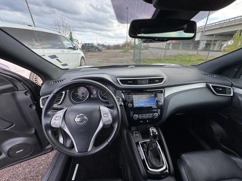 Nissan Qashqai 1.5 DCI, снимка 14 - Автомобили и джипове - 53126386