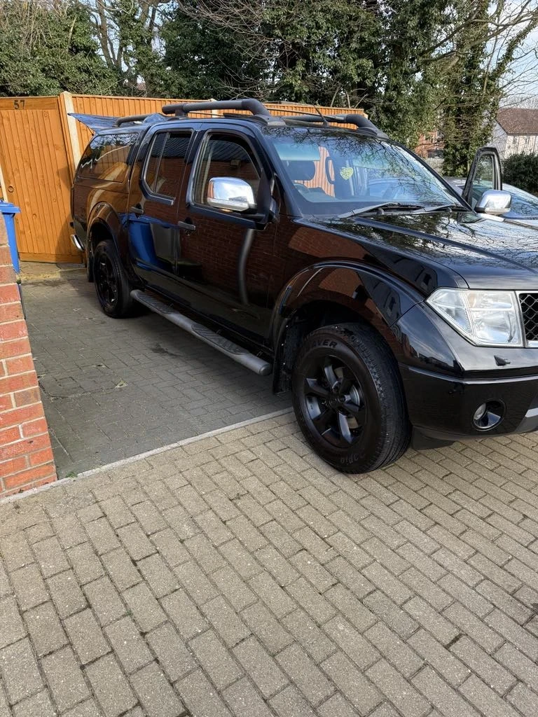 Nissan Navara, снимка 3 - Автомобили и джипове - 49498858