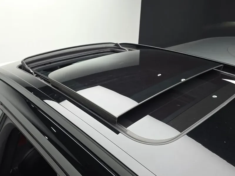 Volvo XC40 T4 R-DESIGN, снимка 16 - Автомобили и джипове - 55562370