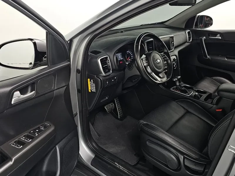 Kia Sportage 2.0 2Wd Luxury, снимка 10 - Автомобили и джипове - 55884831