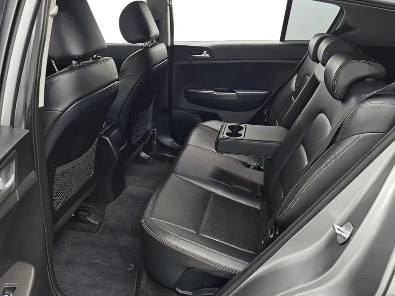 Kia Sportage 2.0 2Wd Luxury, снимка 12 - Автомобили и джипове - 55884831