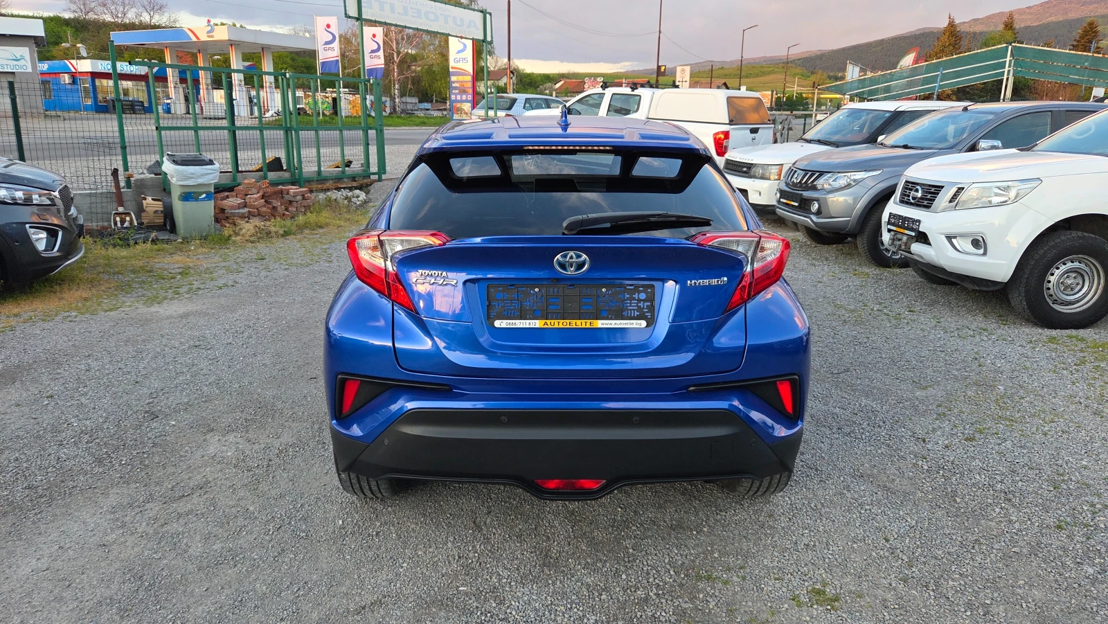 Toyota C-HR 1.8h Hybrid - изображение 8