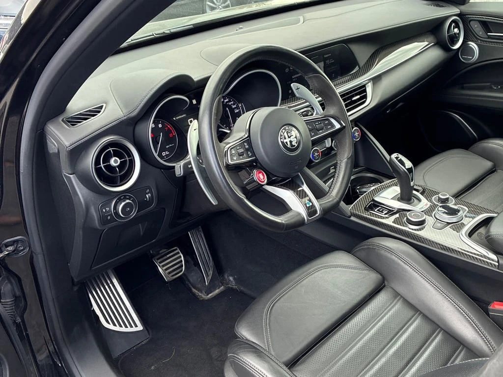 Alfa Romeo Stelvio * Quadrifoglio * CARFAX * БЕЗ ПЪРВОНАЧАЛНА ВНОСКА - изображение 5