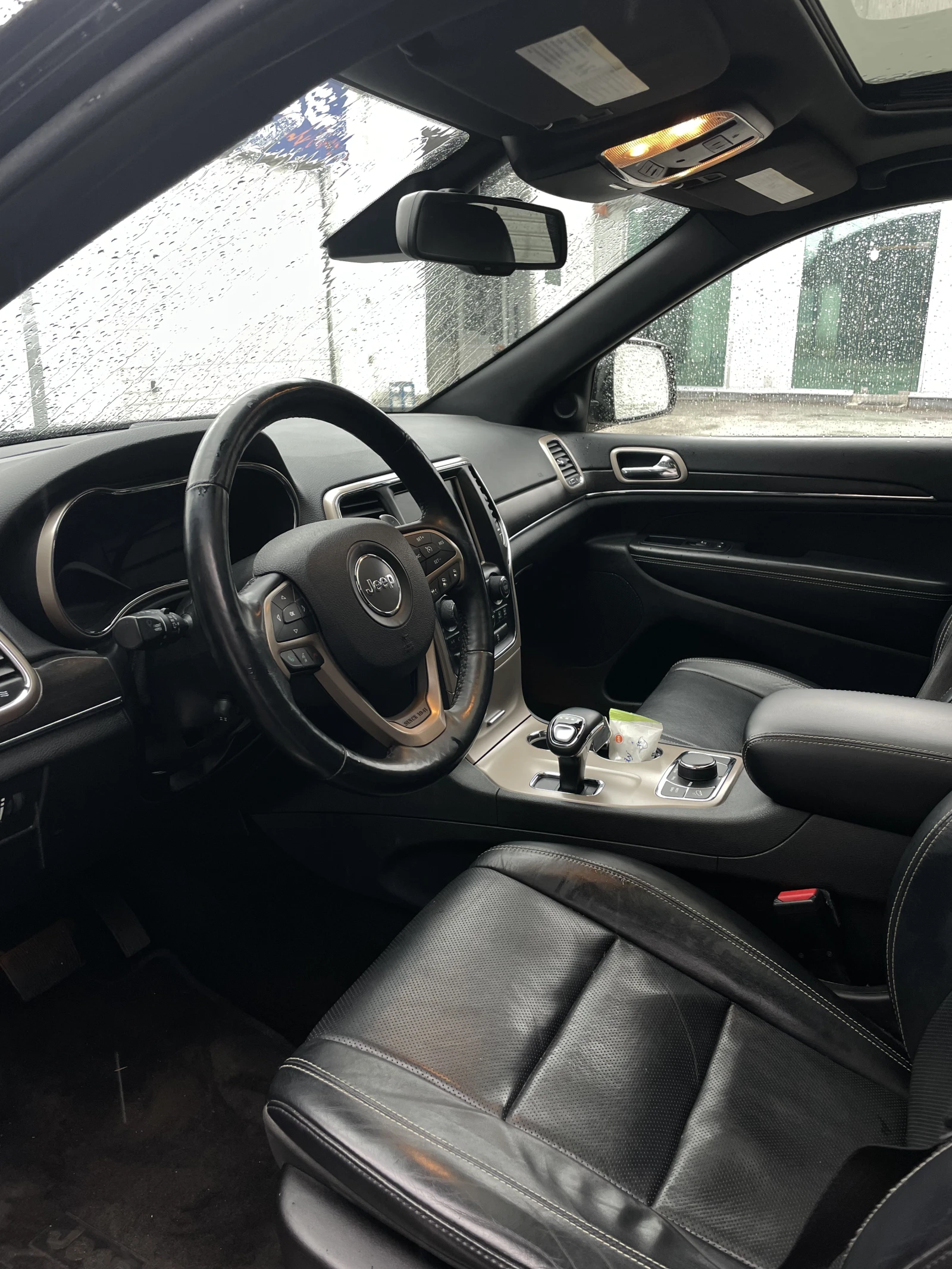 Jeep Grand cherokee WK2, снимка 15 - Автомобили и джипове - 53054313