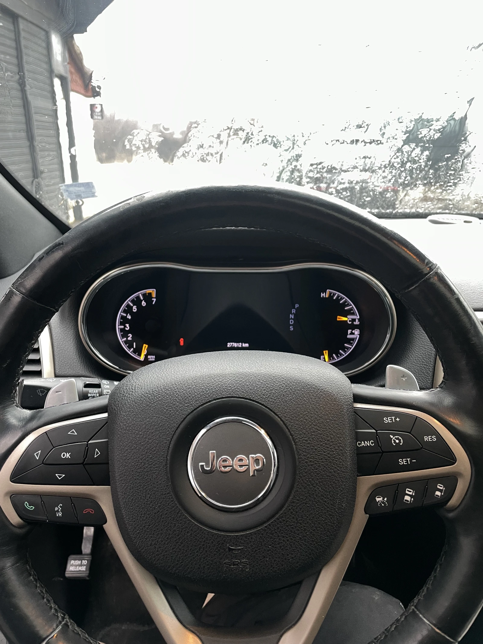 Jeep Grand cherokee WK2, снимка 12 - Автомобили и джипове - 53054313