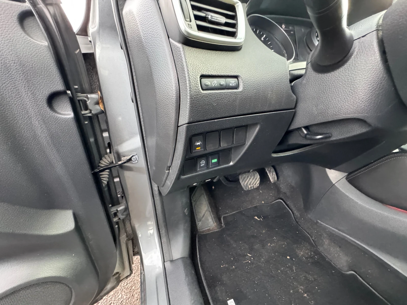 Nissan Qashqai 1.6 DCI | Mobile.bg � ����������� 16