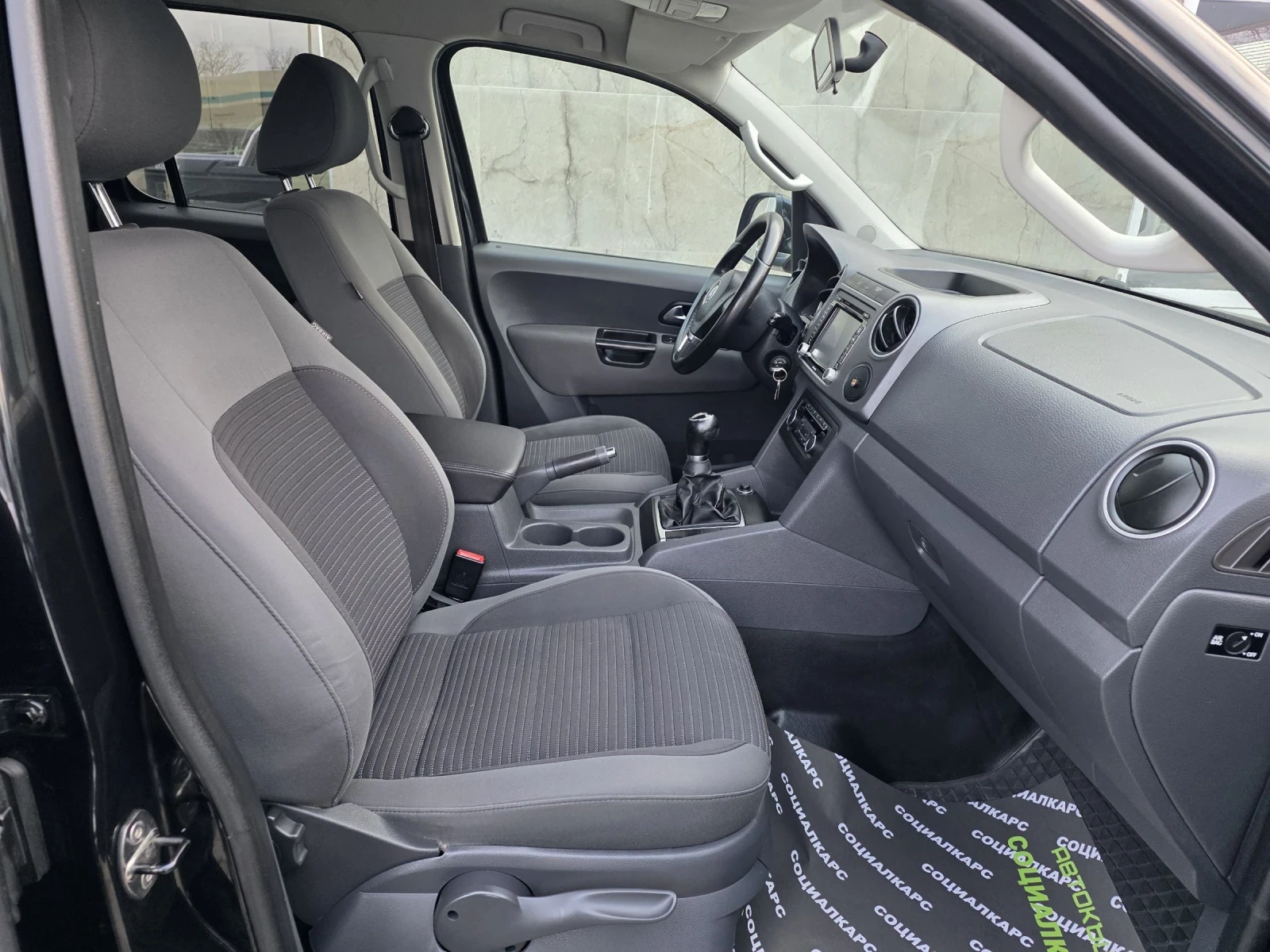 VW Amarok 4x4, снимка 15 - Автомобили и джипове - 53896619