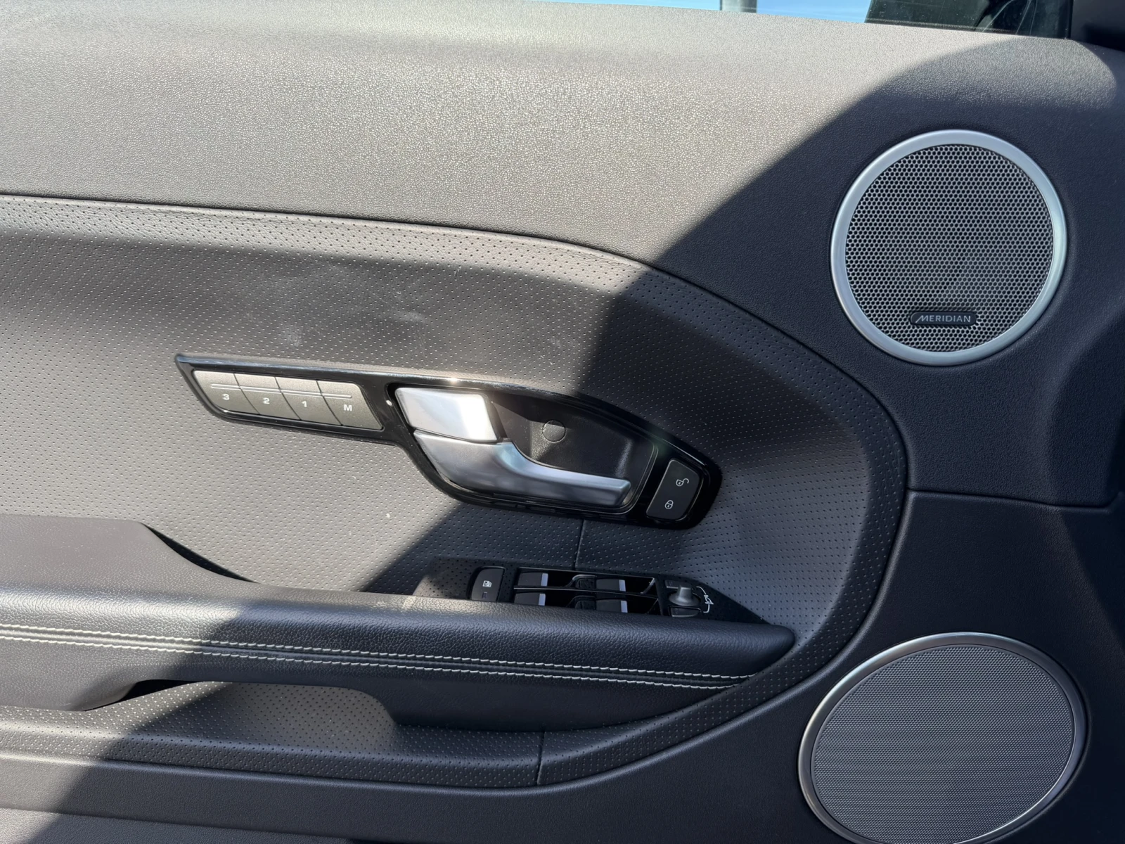 Land Rover Range Rover Evoque  2.0 Si4 | Mobile.bg � ����������� 15