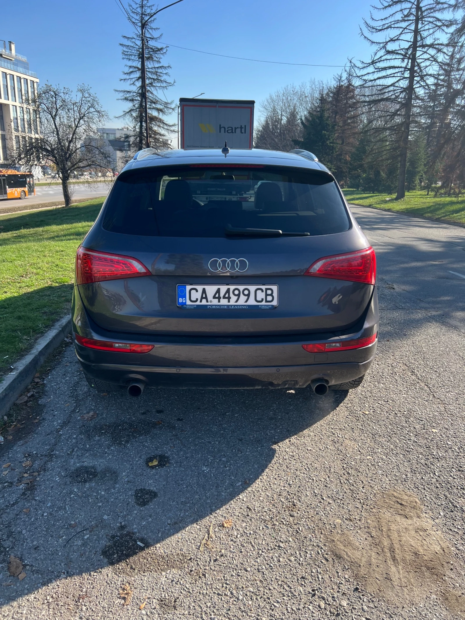 Audi Q5 TFSI, снимка 4 - Автомобили и джипове - 55117179