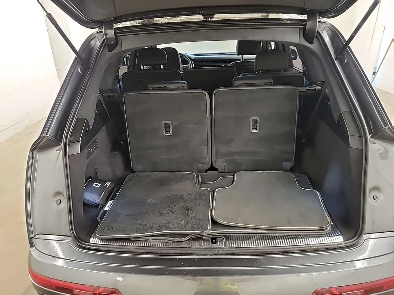 Audi Q7  TECHNIK | MATRIX | DIS | 360 | ЦЕНА ДО БЪЛГАРИЯ , снимка 14 - Автомобили и джипове - 55148686