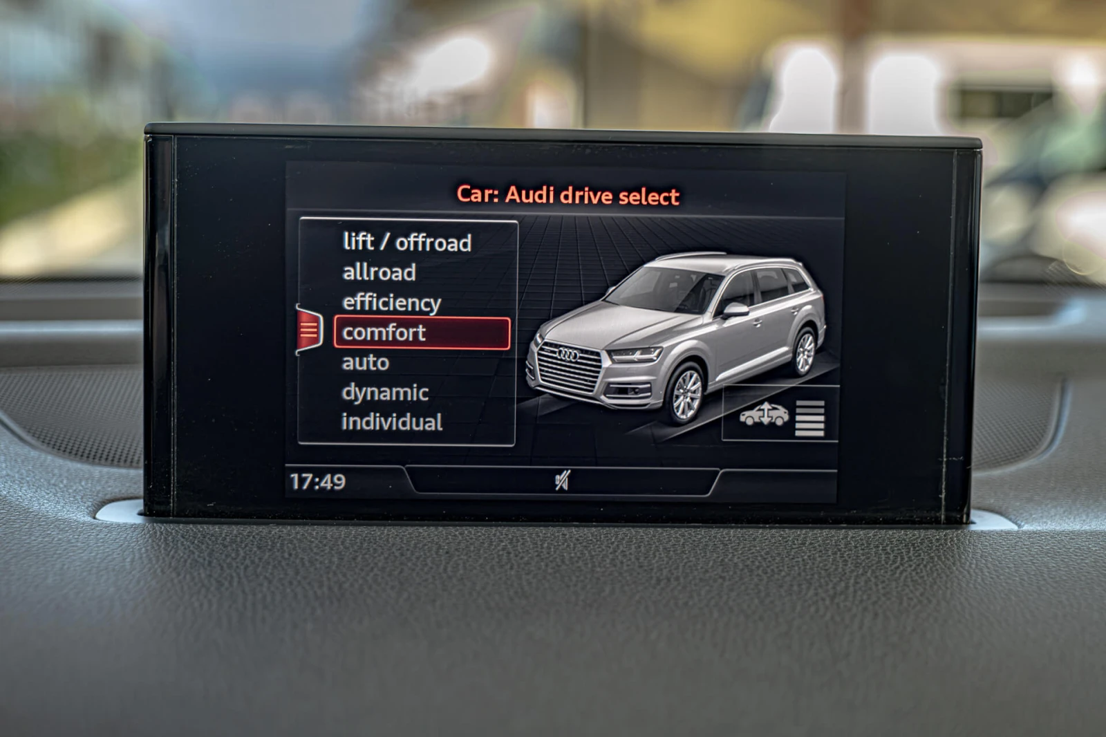 Audi Q7 3.0TDI/Sline/Камера/Панорама/6+ 1/Quattro, снимка 10 - Автомобили и джипове - 55751609