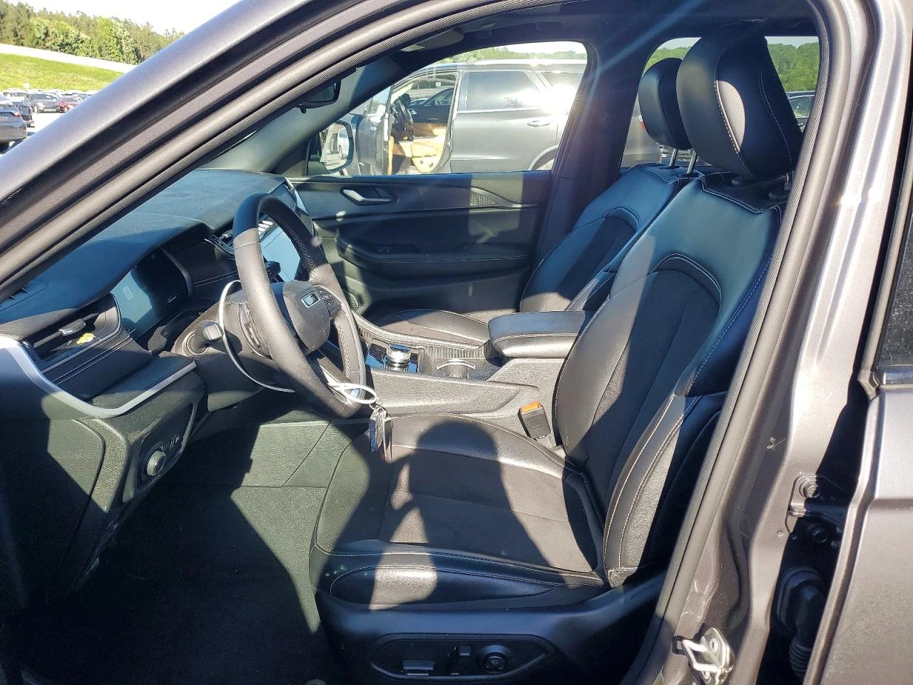 Jeep Grand cherokee 3.6l Laredo, снимка 7 - Автомобили и джипове - 55802598