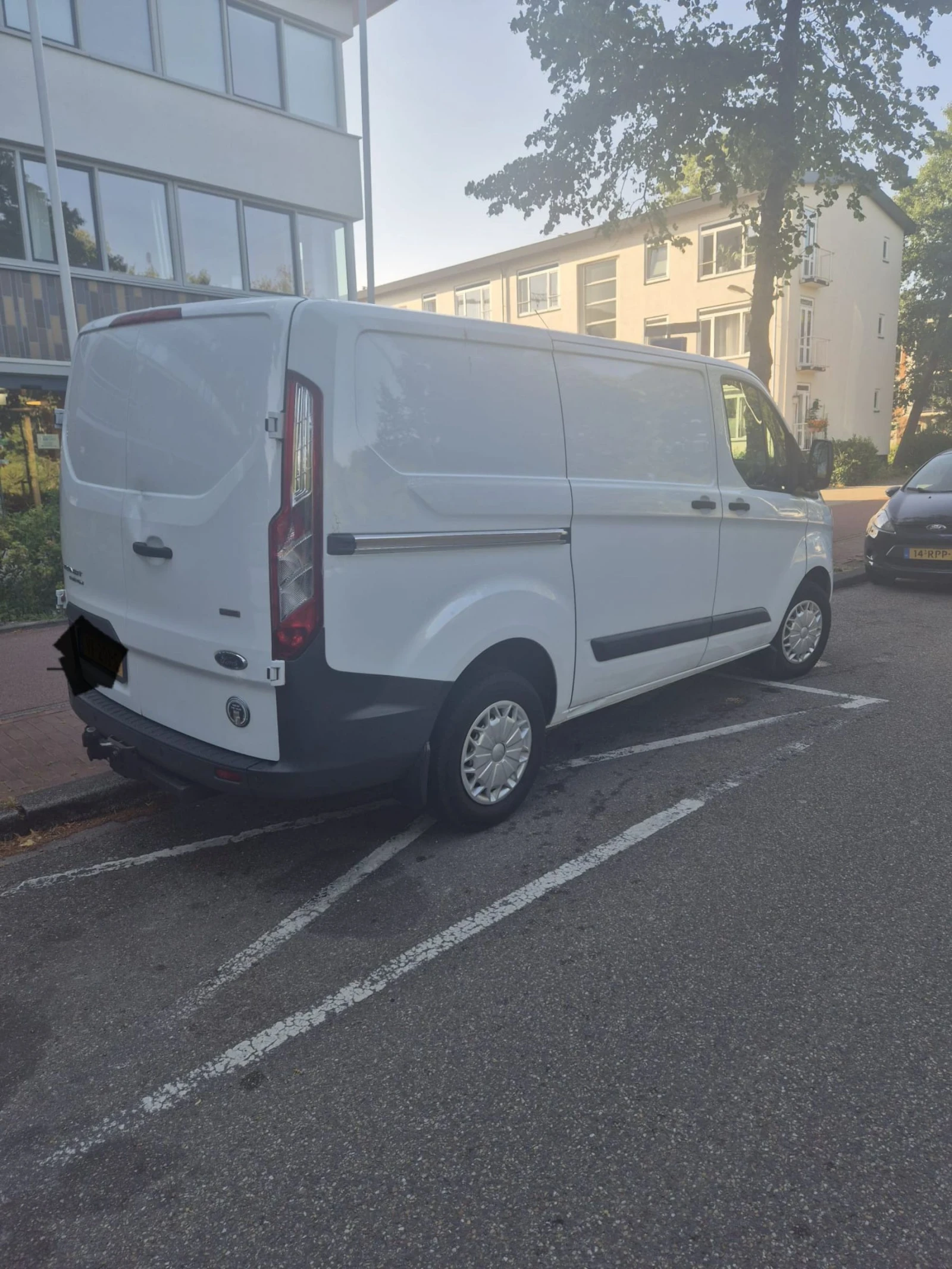 Ford Transit Custom 2.2 TDCI L1H1, снимка 3 - Бусове и автобуси - 55341644