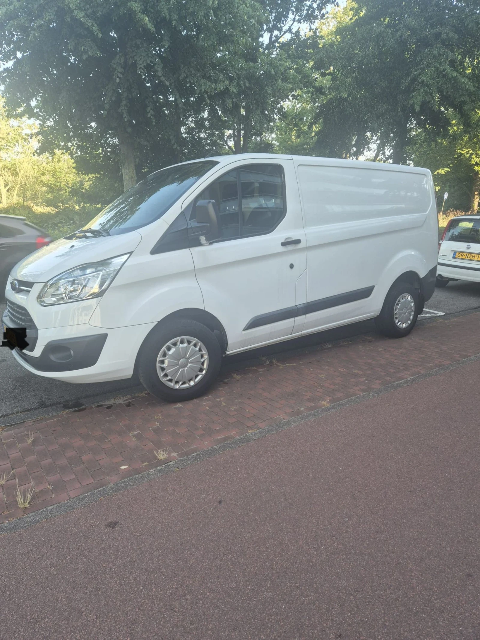 Ford Transit Custom 2.2 TDCI L1H1, снимка 2 - Бусове и автобуси - 55341644