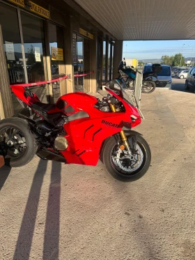     Ducati Panigale V4S
