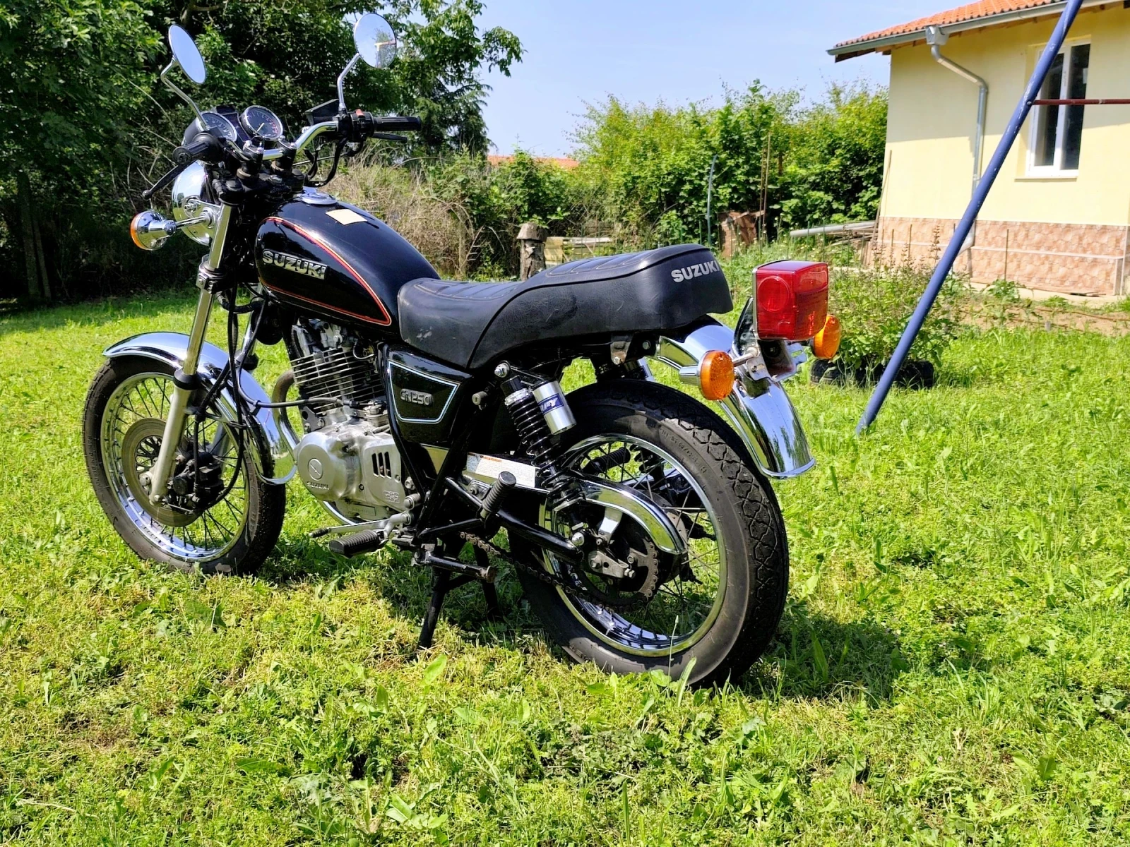 Suzuki GN 250, снимка 4 - Мотоциклети и мототехника - 54798527