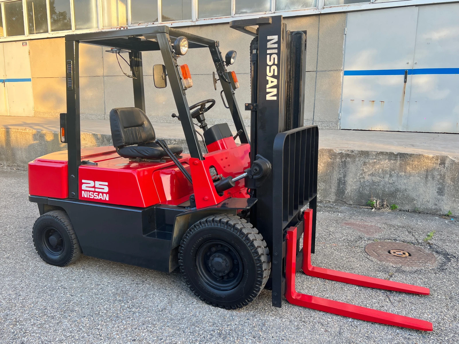  Nissan 2.5  /   /  !!! | Mobile.bg   7