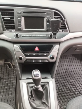 Hyundai Elantra 1, 6 crdi, снимка 12