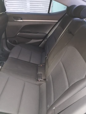 Hyundai Elantra 1, 6 crdi, снимка 10