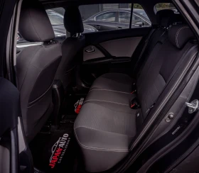 Toyota Avensis 1.8 бензин ТОП! С ГАРАНЦИЯ! , снимка 11