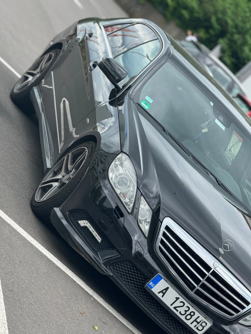 Mercedes-Benz E 350, снимка 2 - Автомобили и джипове - 46578785