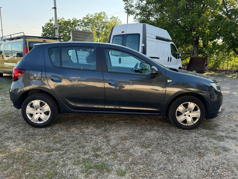 Dacia Sandero 1.0 133000km.100%, снимка 3 - Автомобили и джипове - 46760455