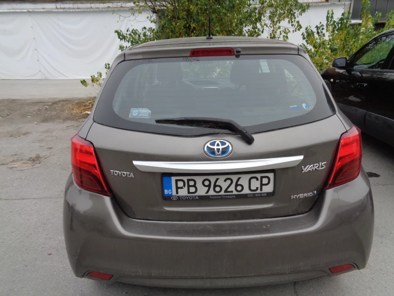 Toyota Yaris, снимка 3 - Автомобили и джипове - 47293771