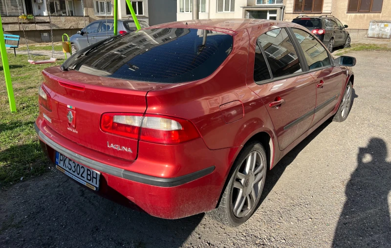 Renault Laguna, снимка 12 - Автомобили и джипове - 47354749