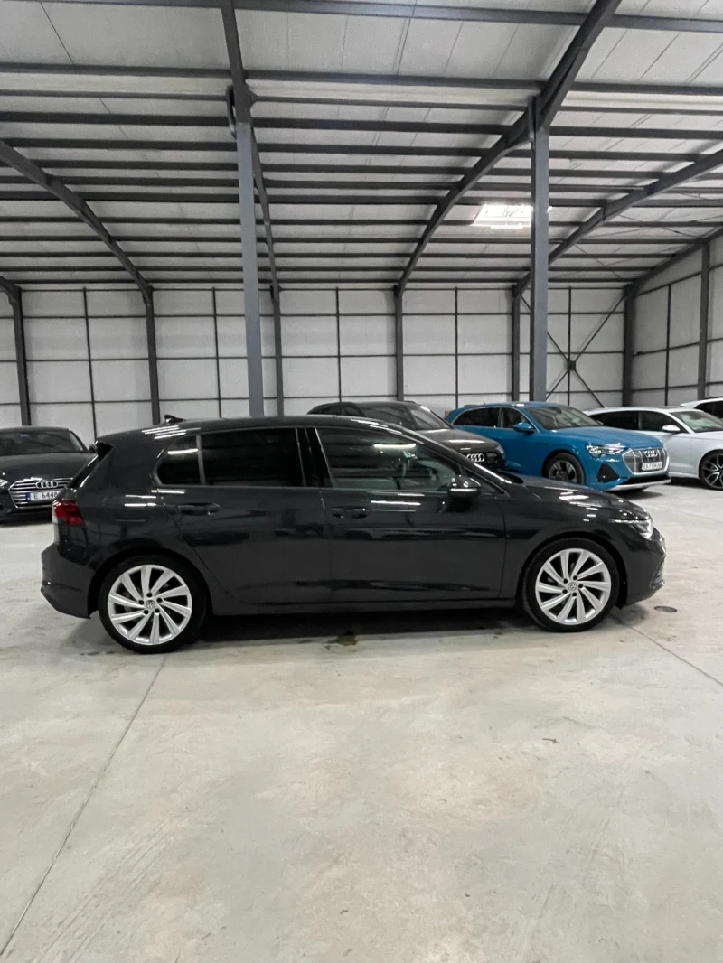 VW Golf 8/2.0TDI/harman/kardon/led/kamera/distr/masaj/Full, снимка 8 - Автомобили и джипове - 47525793