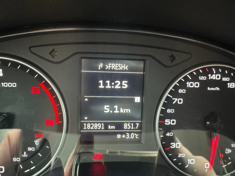 Audi A3 1.6 TDI, снимка 9 - Автомобили и джипове - 49164645