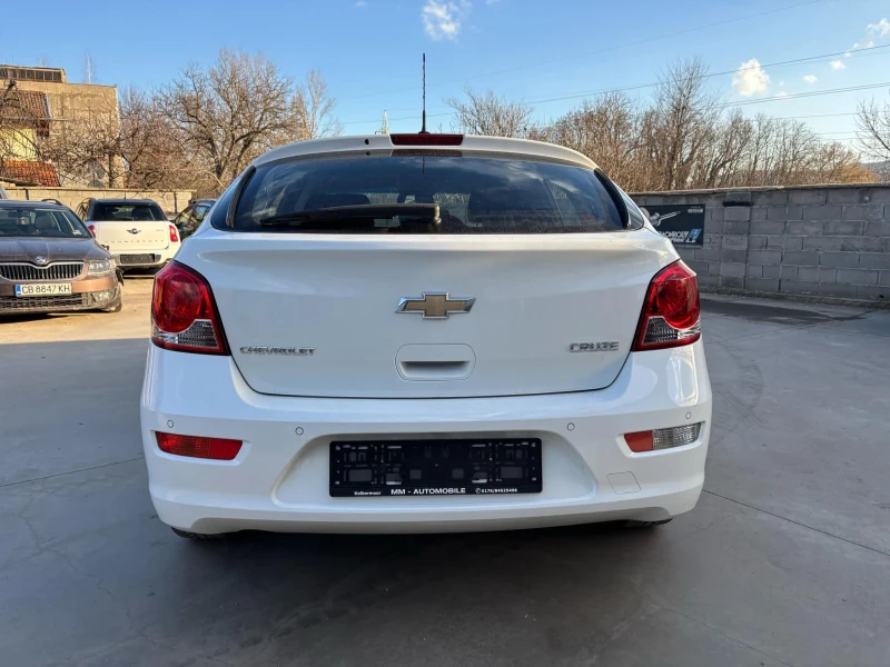 Chevrolet Cruze 1.6i, снимка 9 - Автомобили и джипове - 49226988