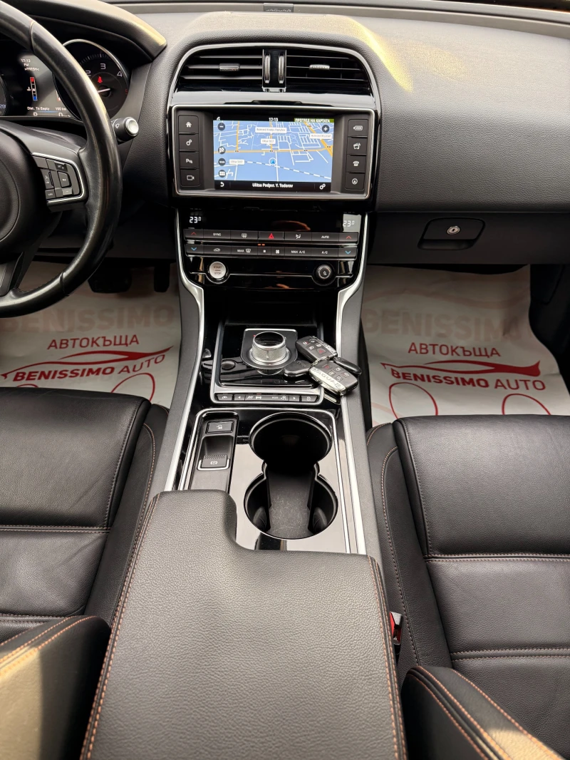 Jaguar XE 2.0D* СЕРВИЗНА ИСТОРИЯ* 163000* , снимка 11 - Автомобили и джипове - 52142646