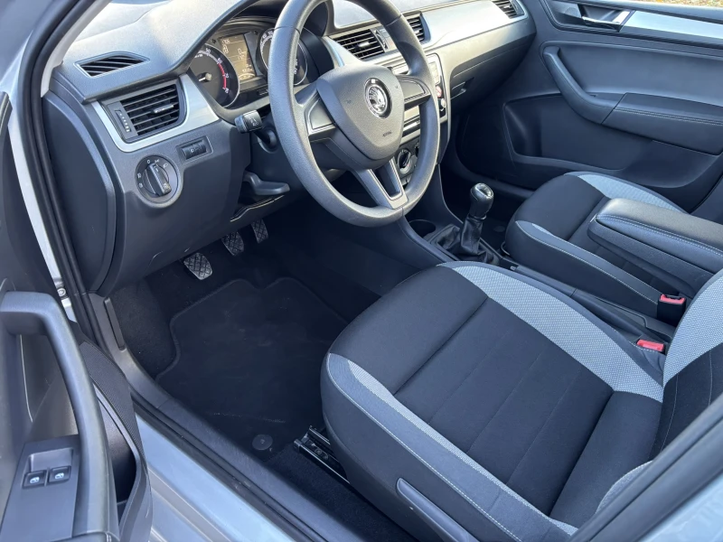 Skoda Rapid Facelift Selection, снимка 10 - Автомобили и джипове - 52179688