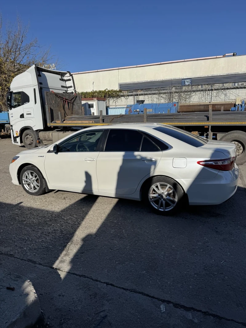 Toyota Camry, снимка 2 - Автомобили и джипове - 52625093