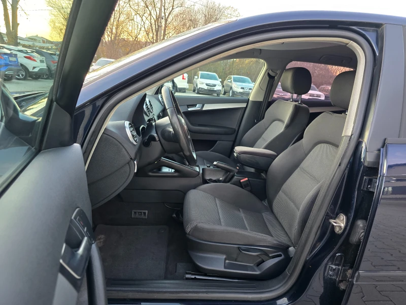 Audi A3 1.8 Turbo, 160к.с., Sportback!, снимка 9 - Автомобили и джипове - 52626151