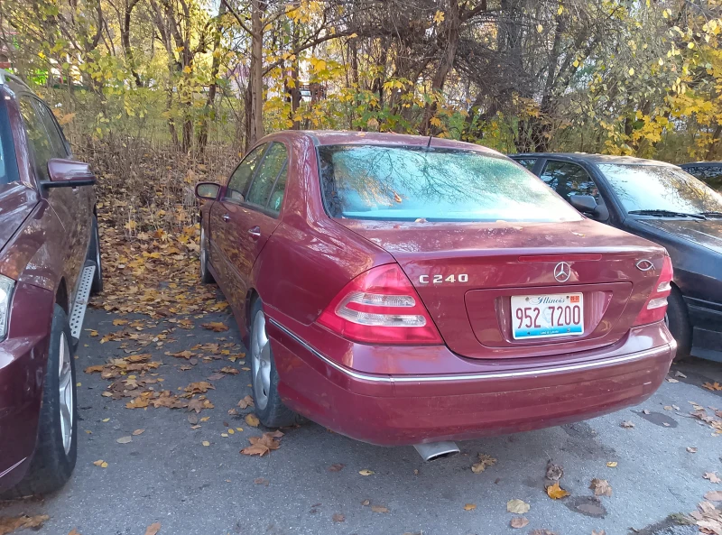 Mercedes-Benz C 240, снимка 2 - Автомобили и джипове - 52659932