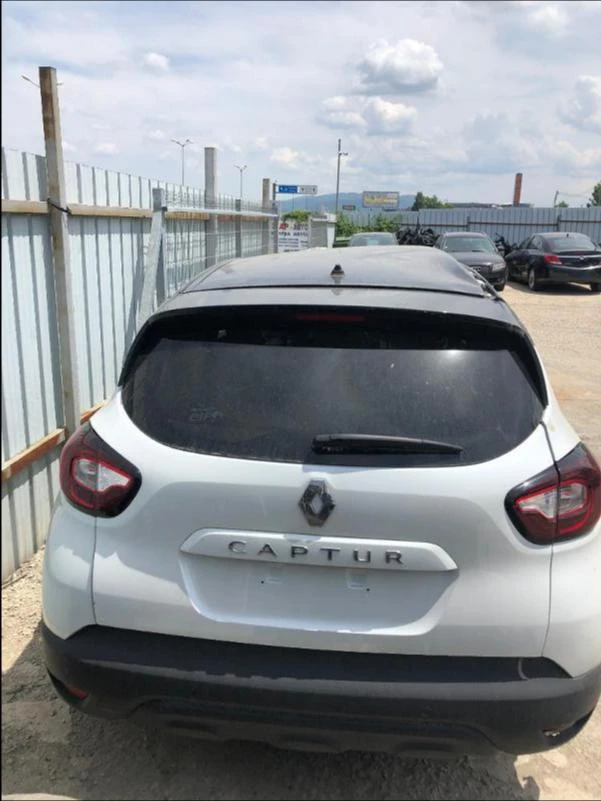 Renault Captur 1.3, снимка 1 - Автомобили и джипове - 29082080