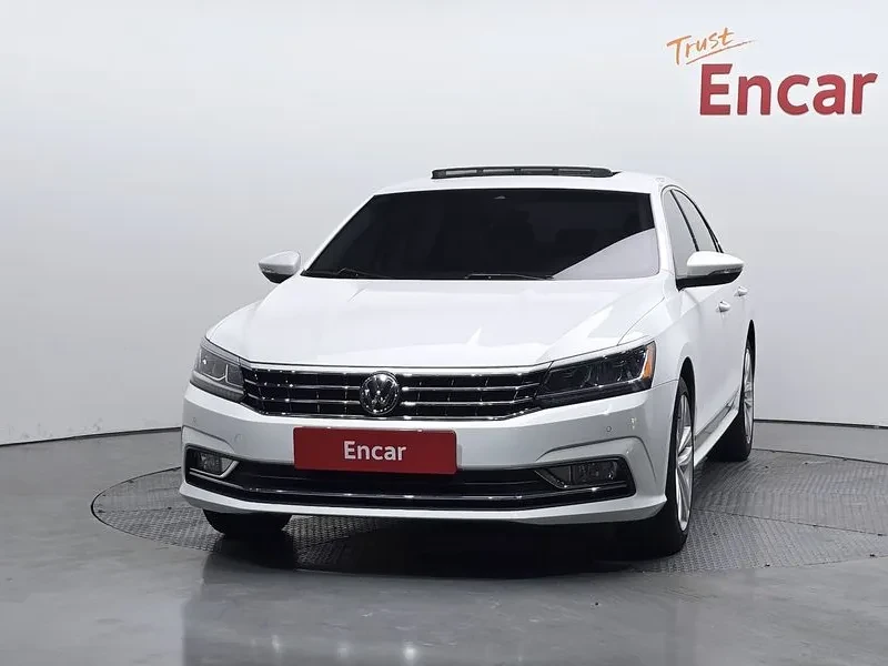 VW Passat 2.0 TSI - САМО 30% АВАНС, снимка 5 - Автомобили и джипове - 56267715