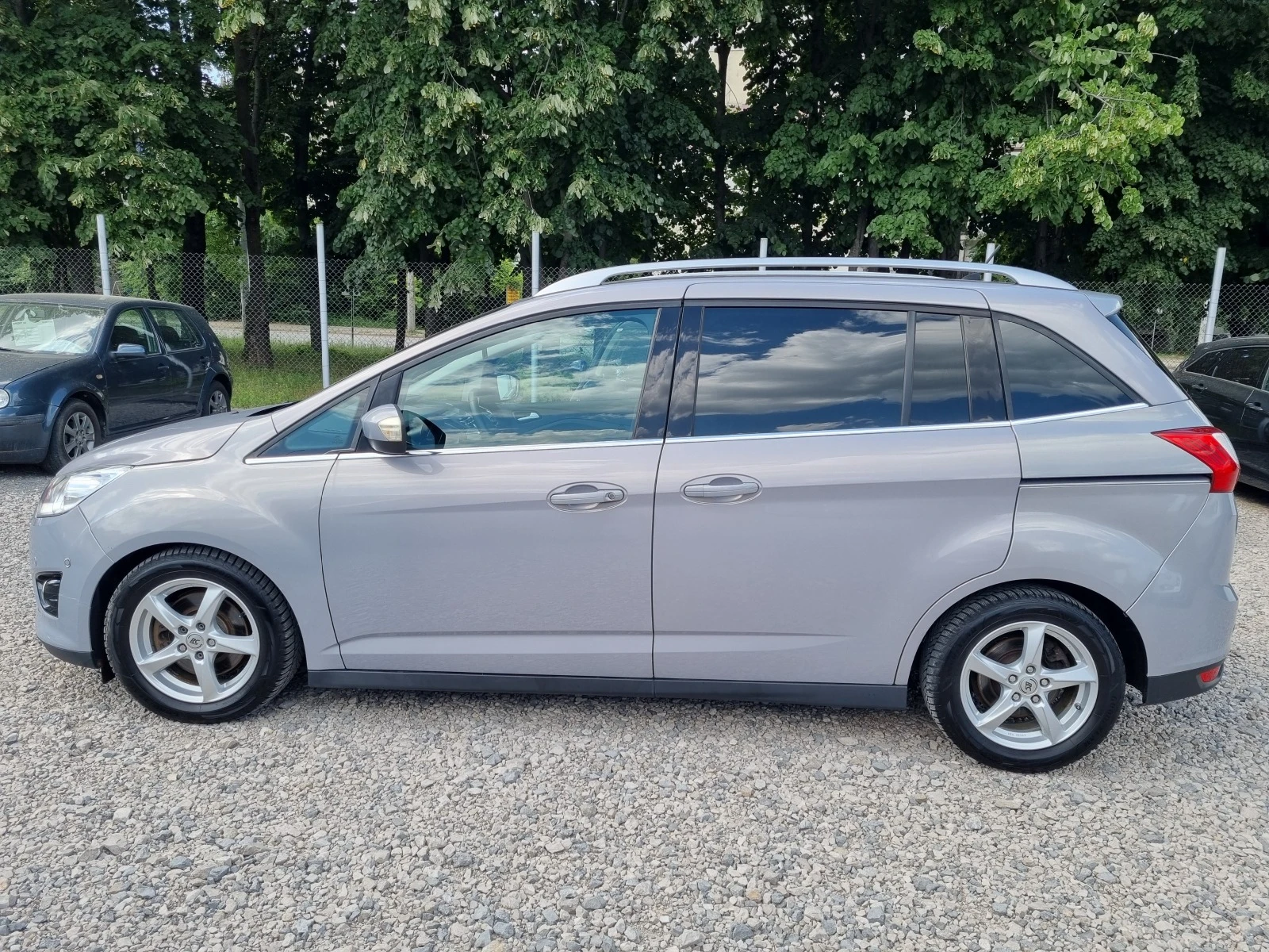 Ford Grand C-Max 2.0 115кс Titanium Автомат - изображение 6