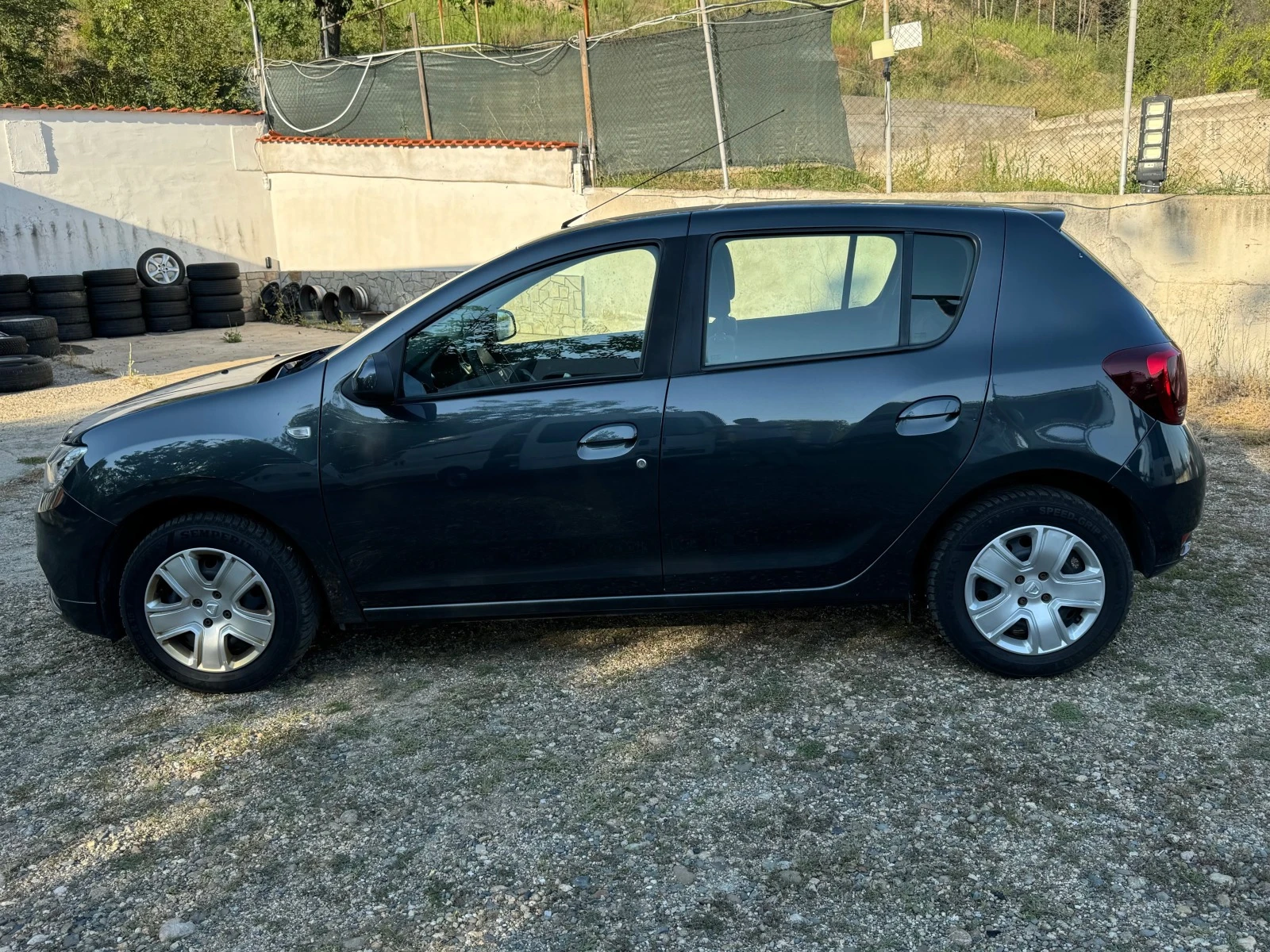 Dacia Sandero 1.0 133000km.100% - изображение 8