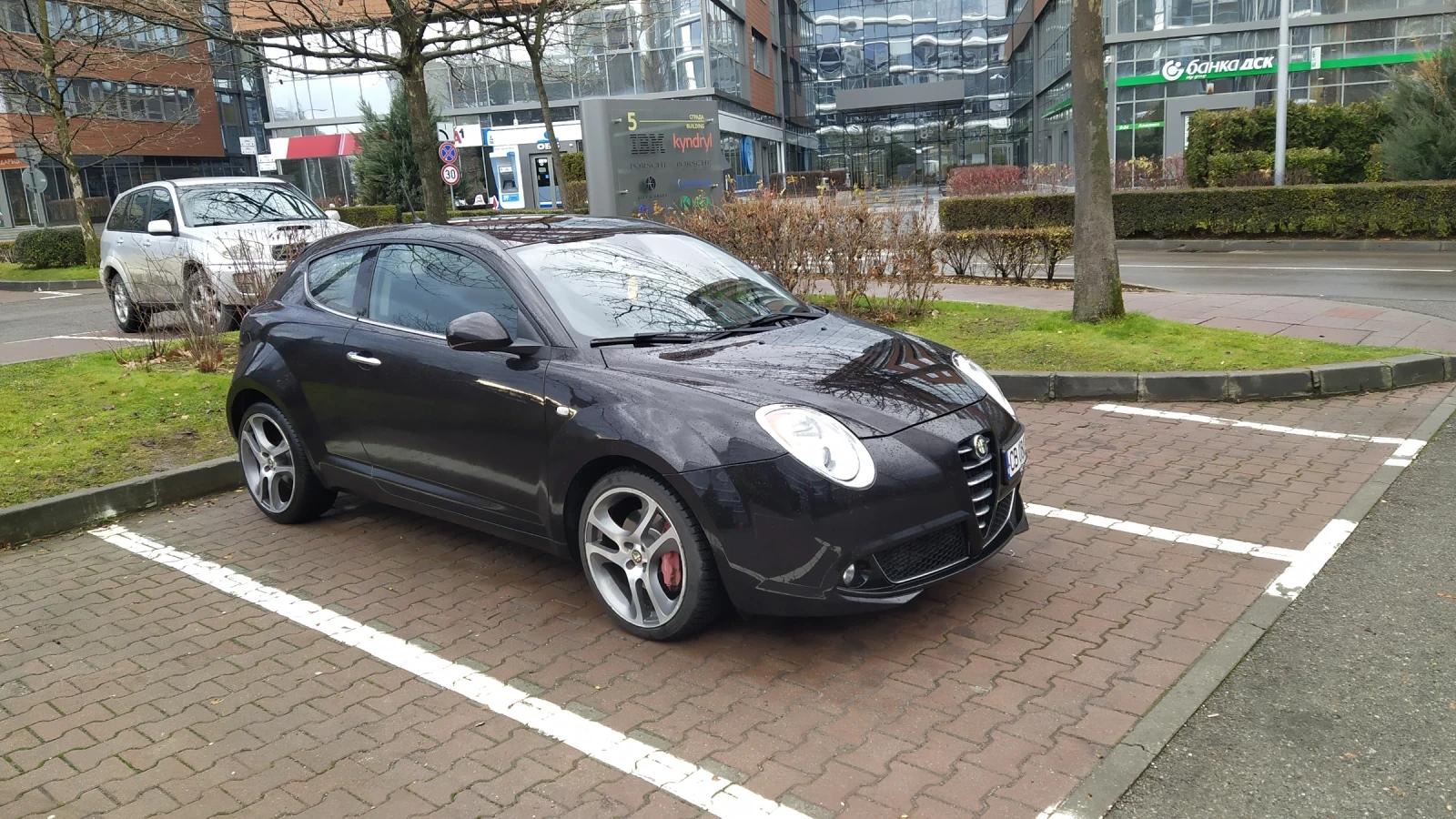 Alfa Romeo MiTo 1.4 T-Jet 155 к.с. - изображение 2