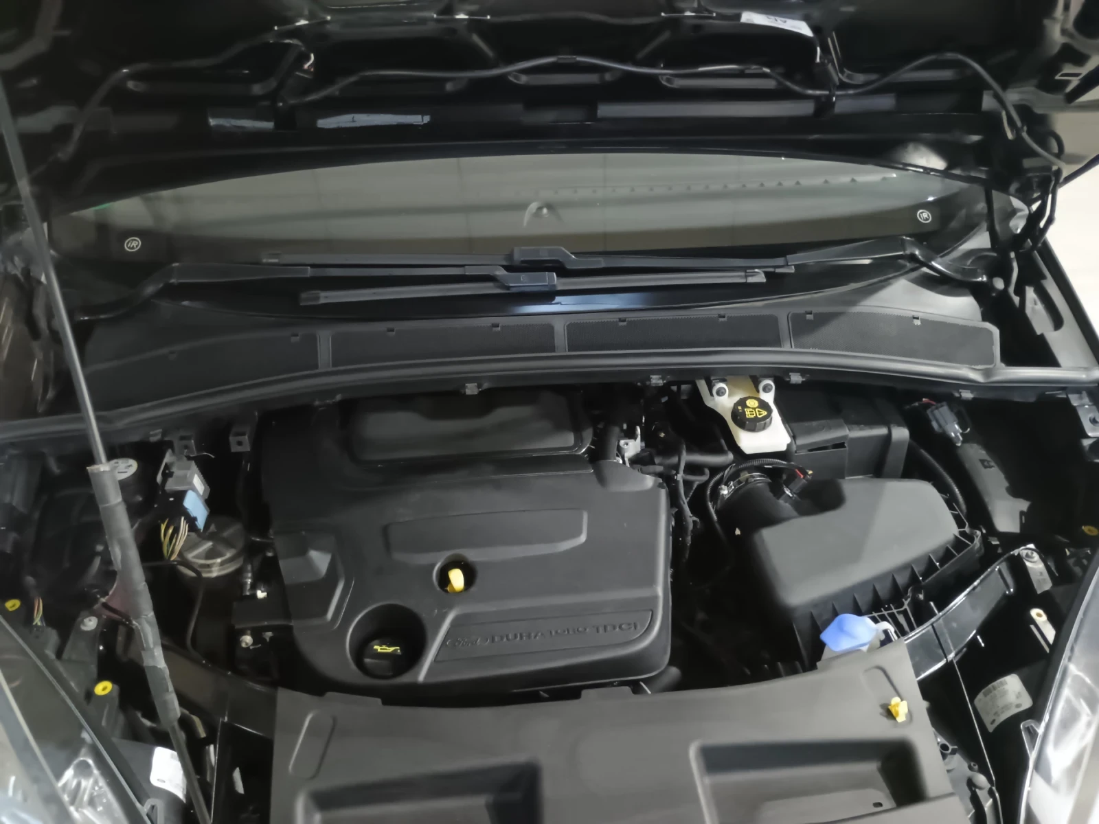 Ford S-Max 2.0D - изображение 10