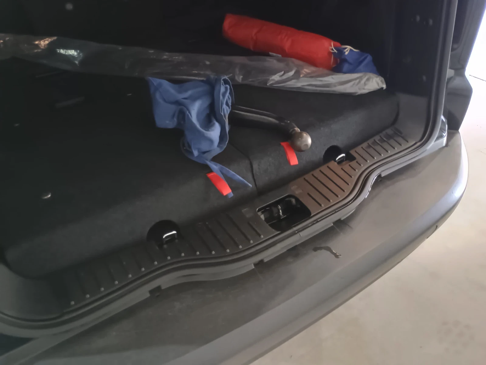 Ford S-Max 2.0D - изображение 9