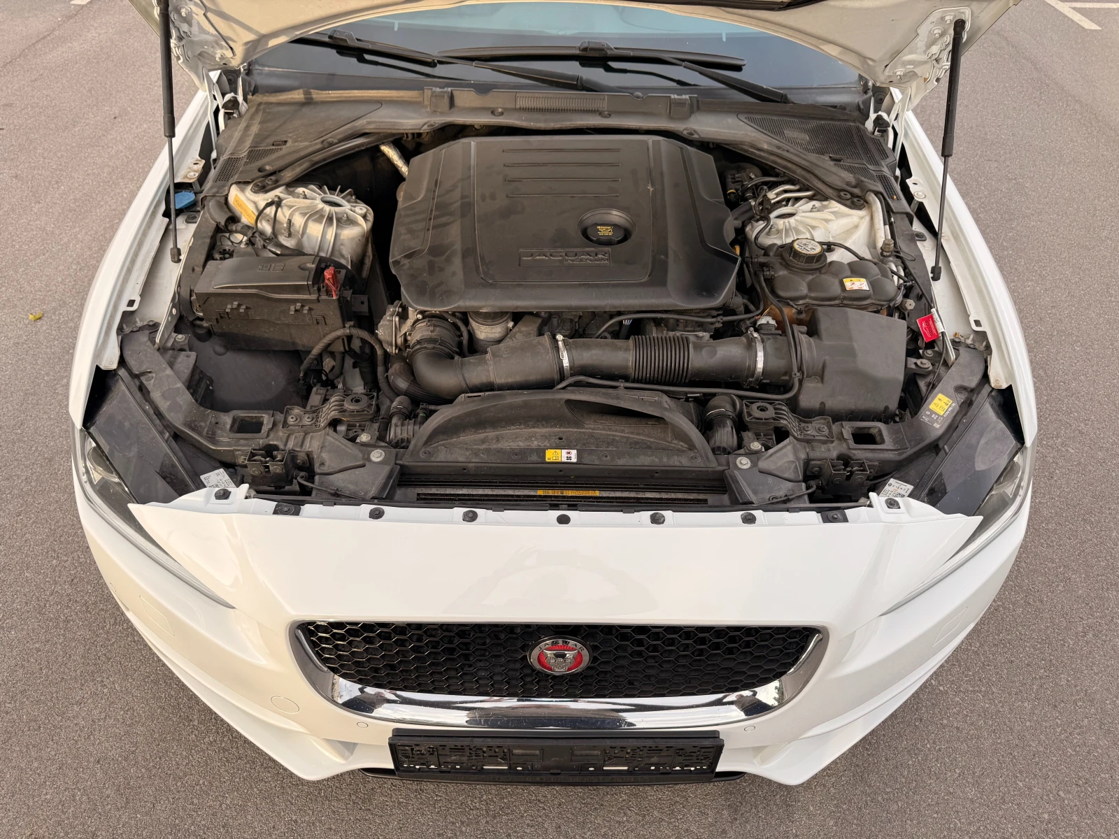 Jaguar XE 2.0D*  * 163000*  | Mobile.bg   14