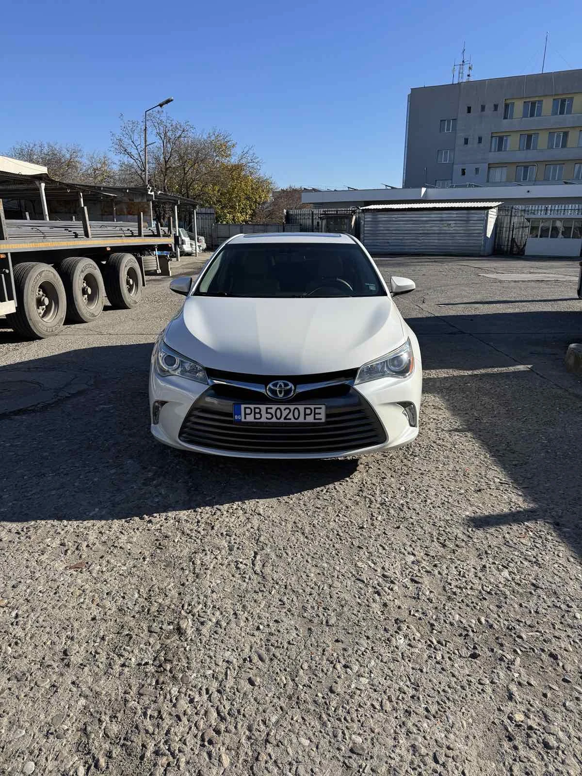 Toyota Camry  - изображение 4
