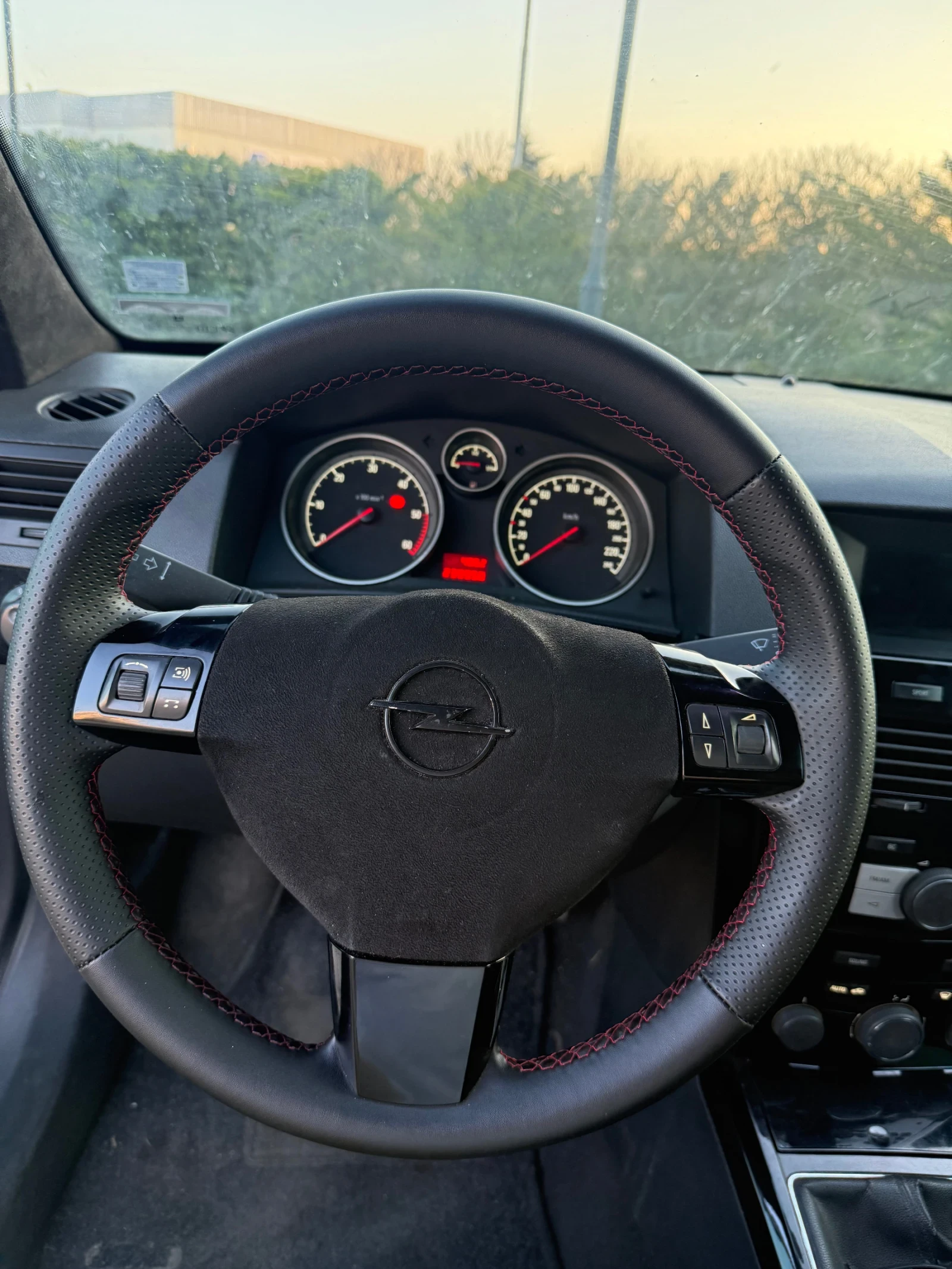 Opel Astra, снимка 8 - Автомобили и джипове - 53712210